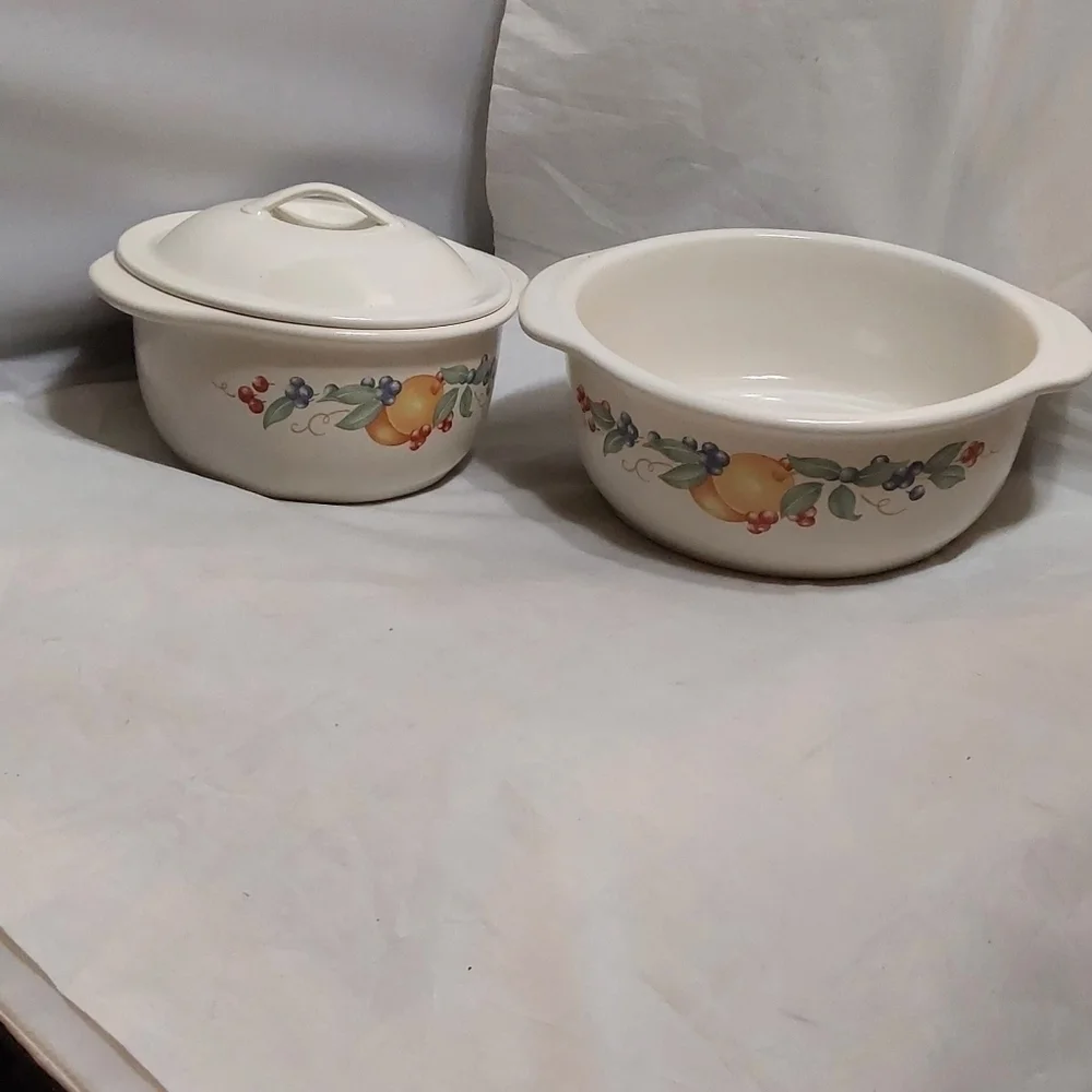 Corelle CORDINATES‎ VINTAGE 2 STONEWARE POT